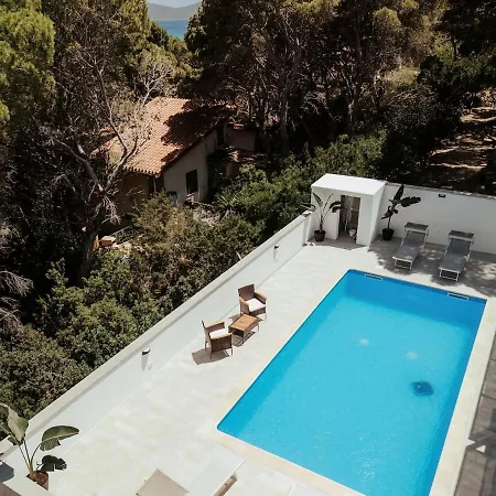 Elegant Panoramic With Balcony