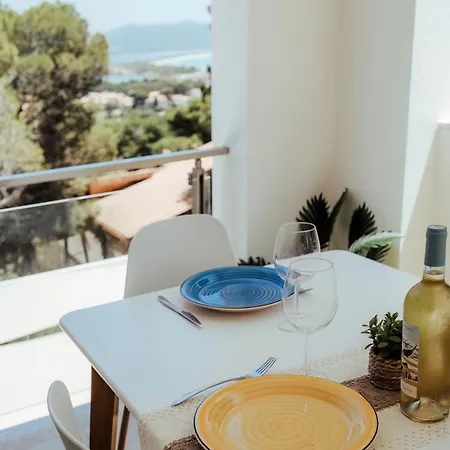 Elegant Panoramic With Balcony Appartamento